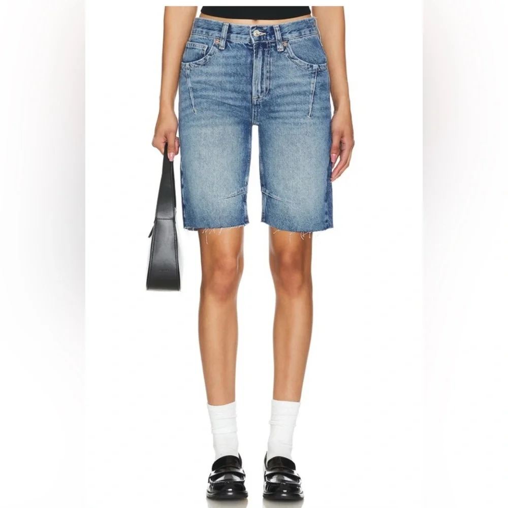 We The Free Ghost Town Long Denim Shorts Free People Bermudas Bodie Blue NWT - Picture 1 of 6